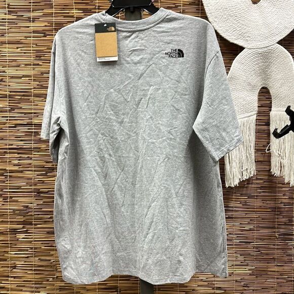 The North Face Coordinates Graphic Boyfriend T-Shirt - Tnf Light Grey Heather Si - Picture 3 of 3